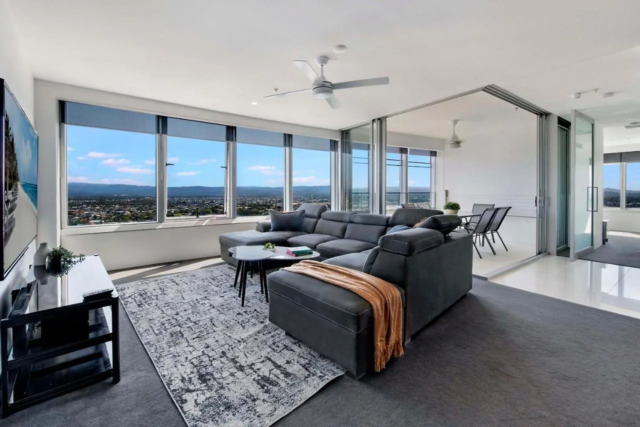 Q Tower At Surfers Paradise - Self Contained Apartments Gold Coast