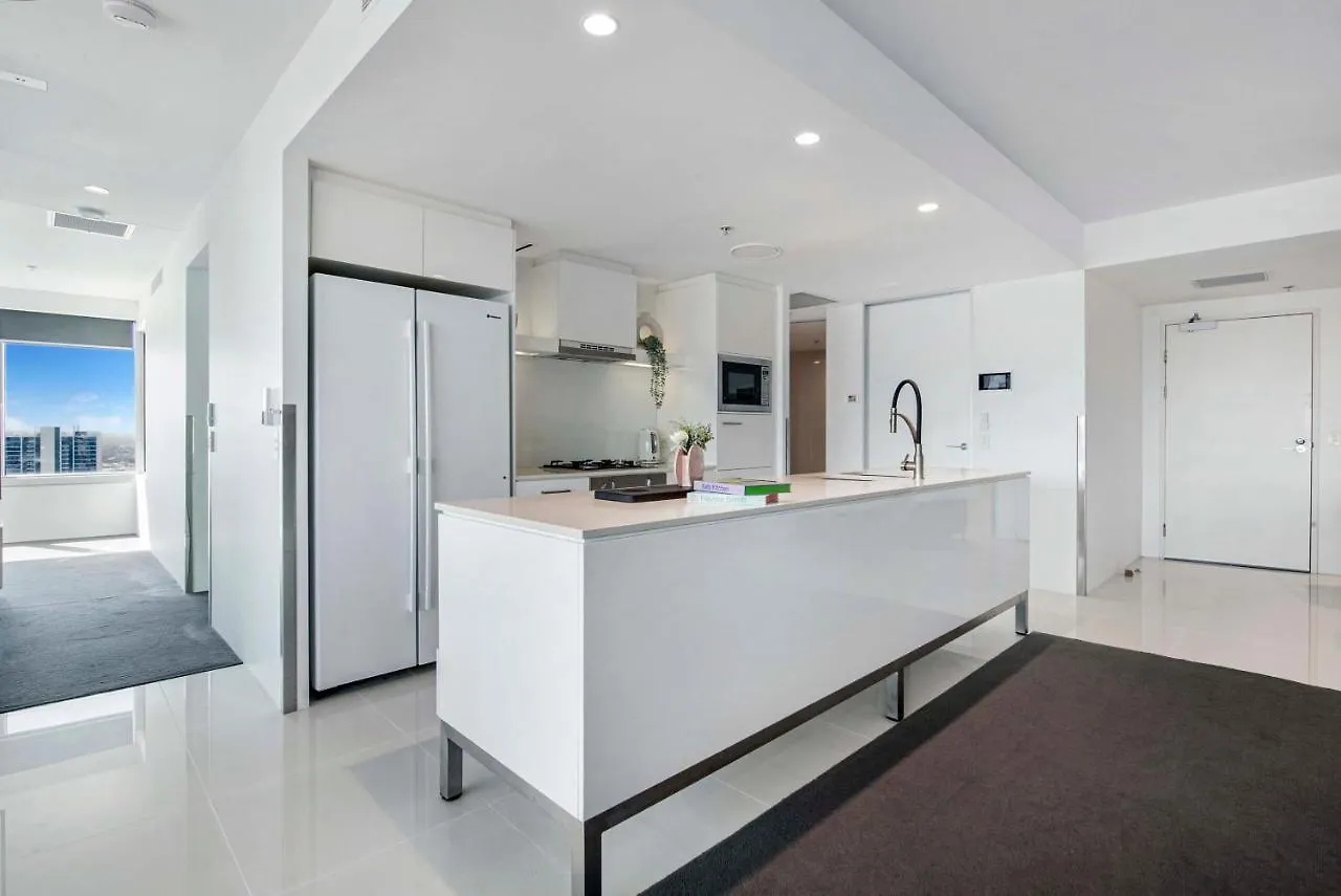 Q Tower At Surfers Paradise - Self Contained Apartments Gold Coast Avustralya