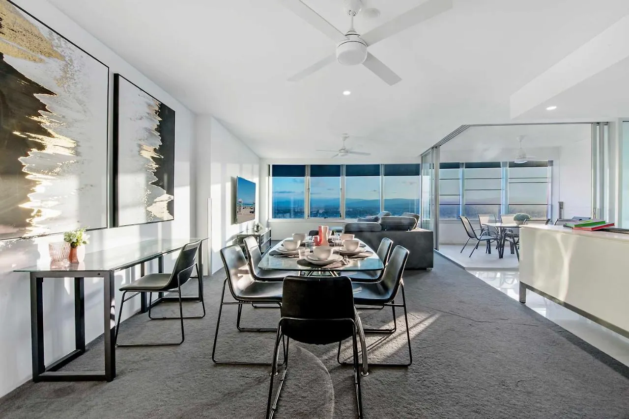 Q Tower At Surfers Paradise - Self Contained Apartments Gold Coast
