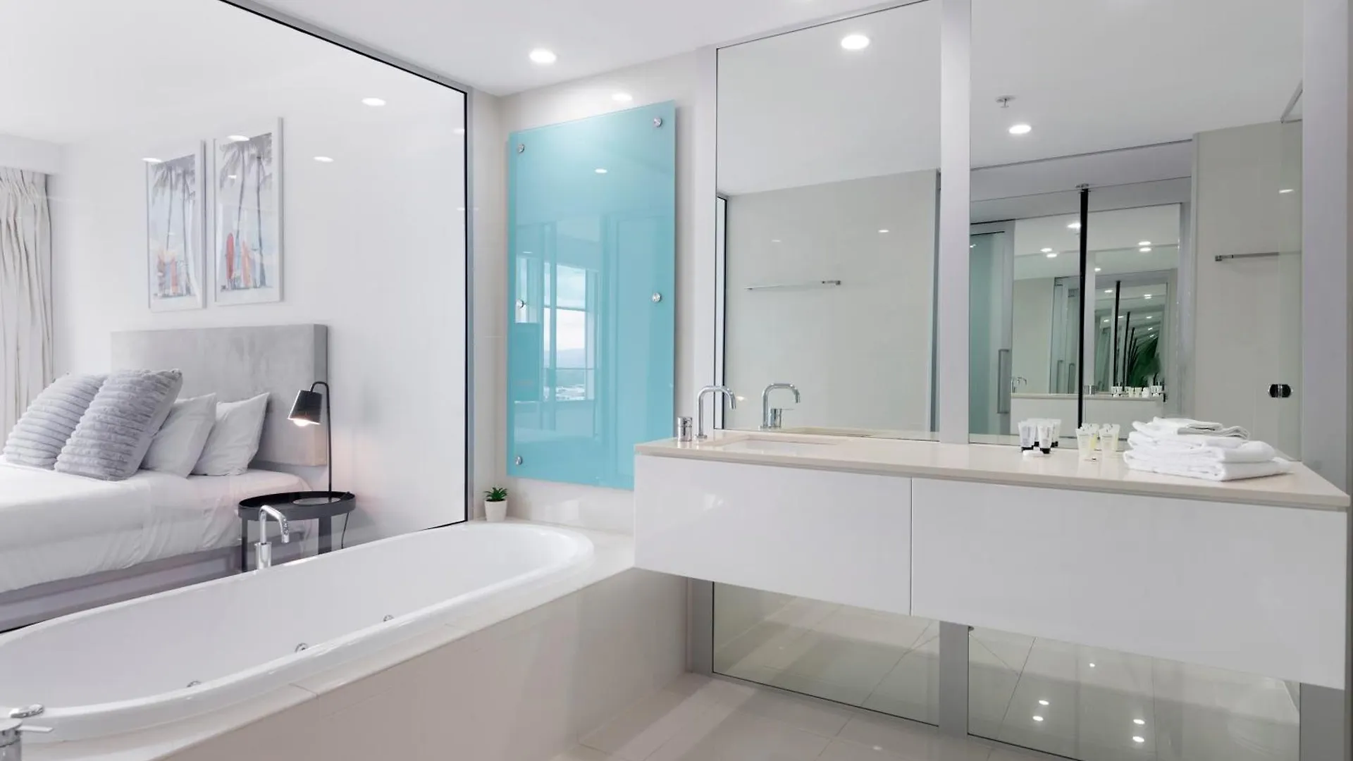 Q Tower At Surfers Paradise - Self Contained Apartments Gold Coast