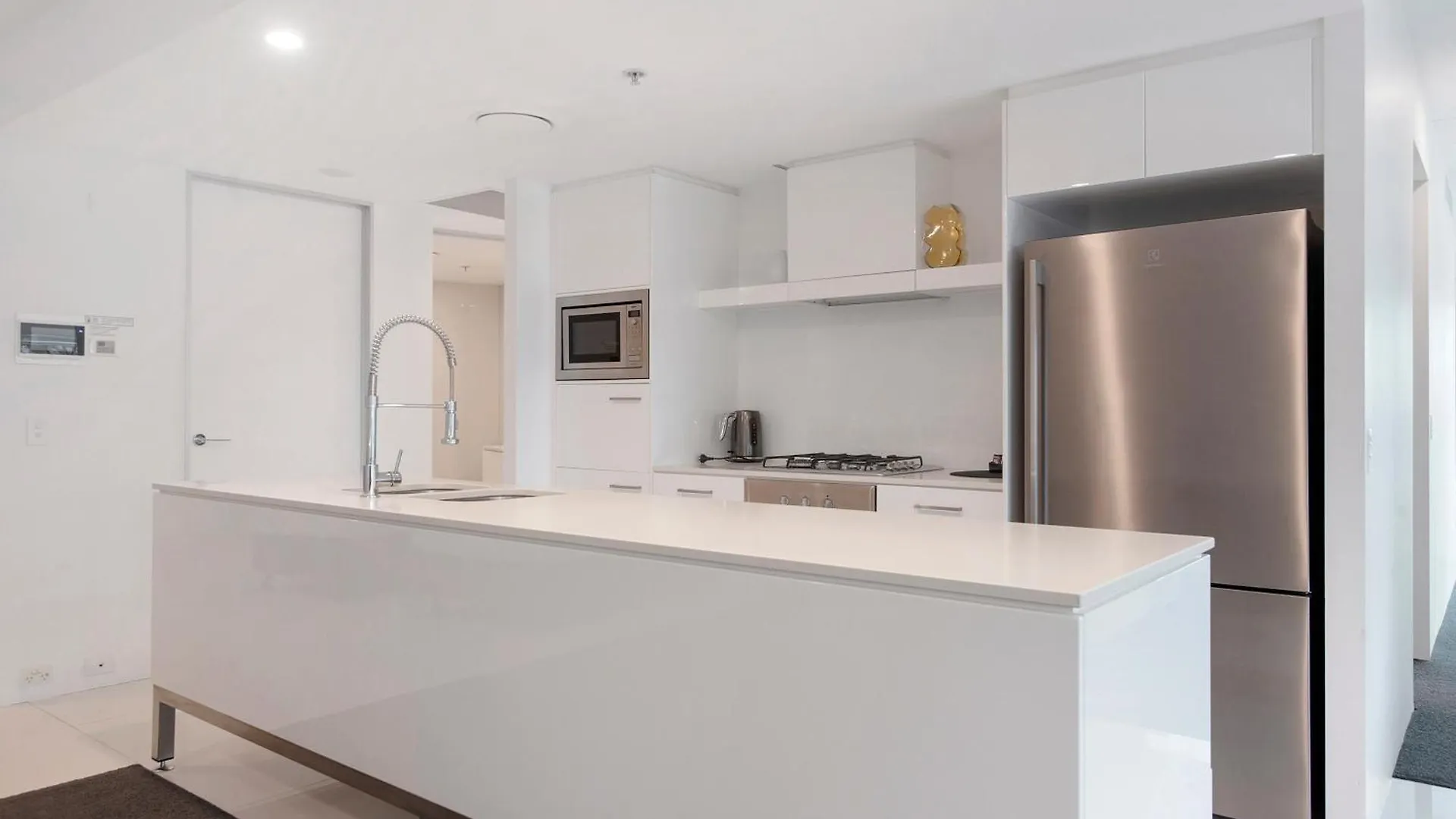 Q Tower At Surfers Paradise - Self Contained Apartments Gold Coast