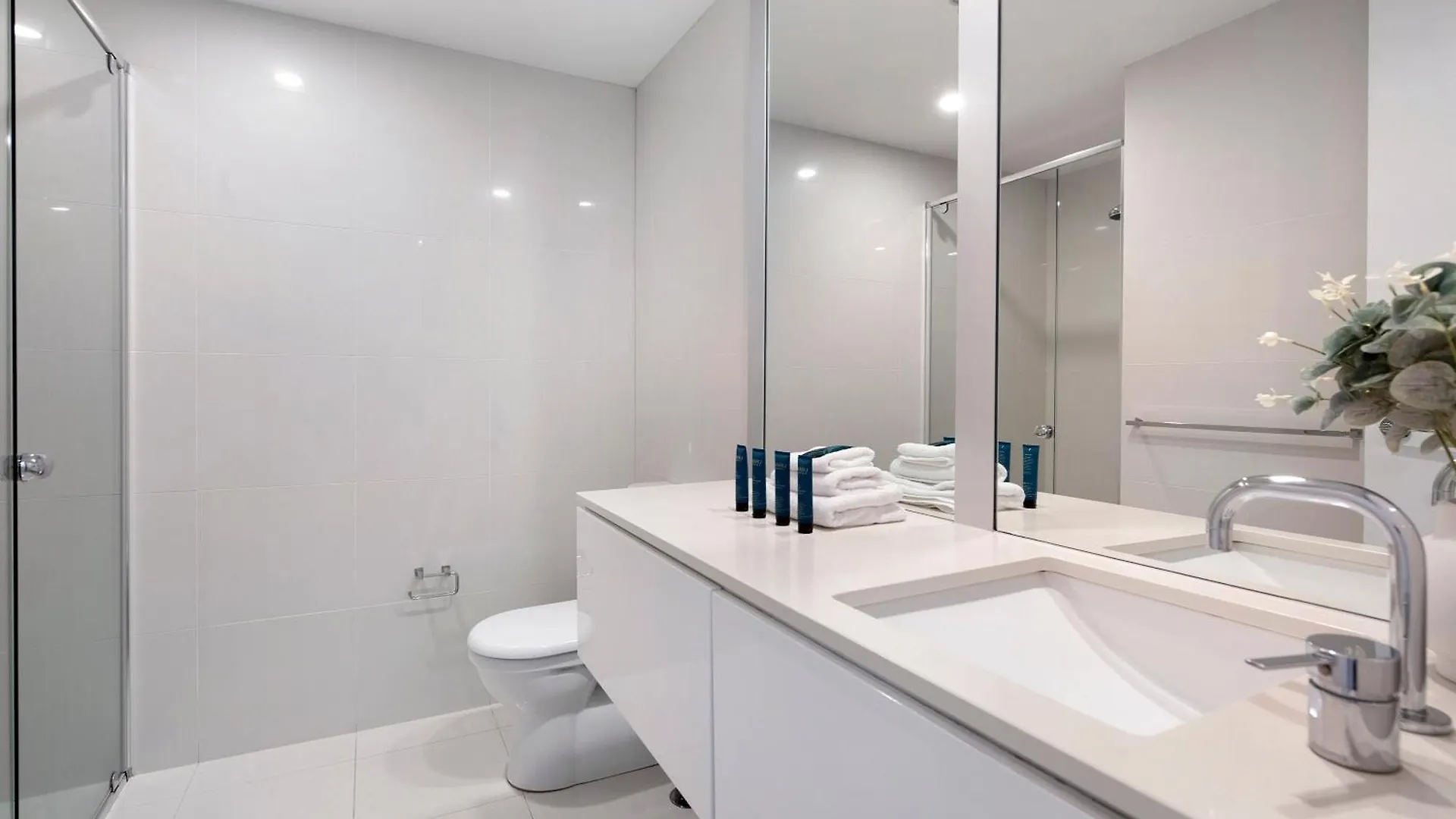 Q Tower At Surfers Paradise - Self Contained Apartments Gold Coast 0*,