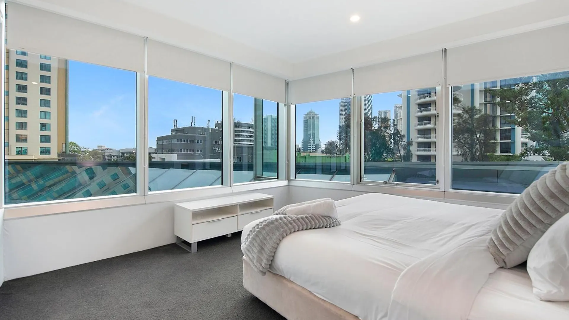Q Tower At Surfers Paradise - Self Contained Apartments Gold Coast Avustralya